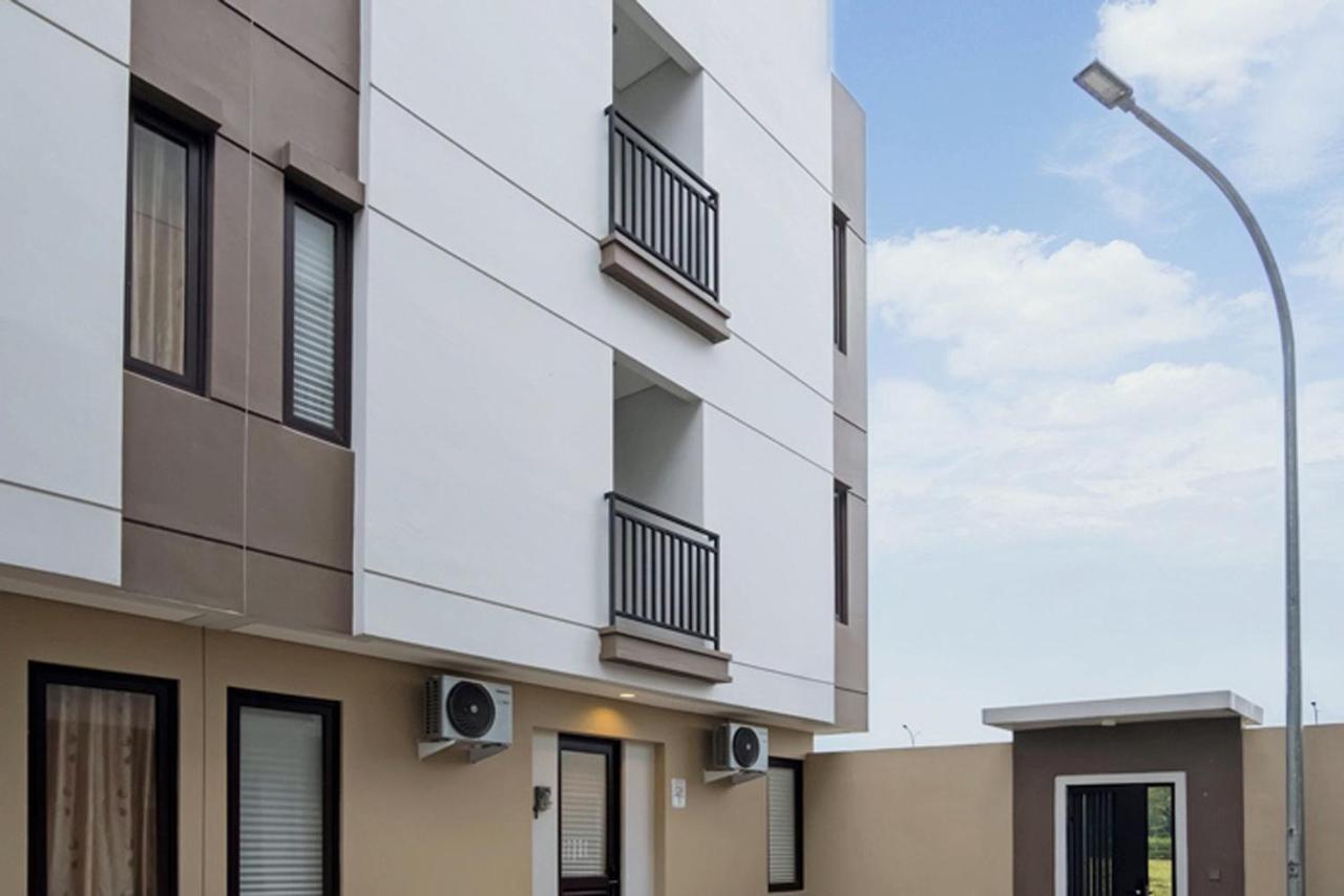 Twospaces Living At Zena Mozia Tegal (Banten) Exterior foto